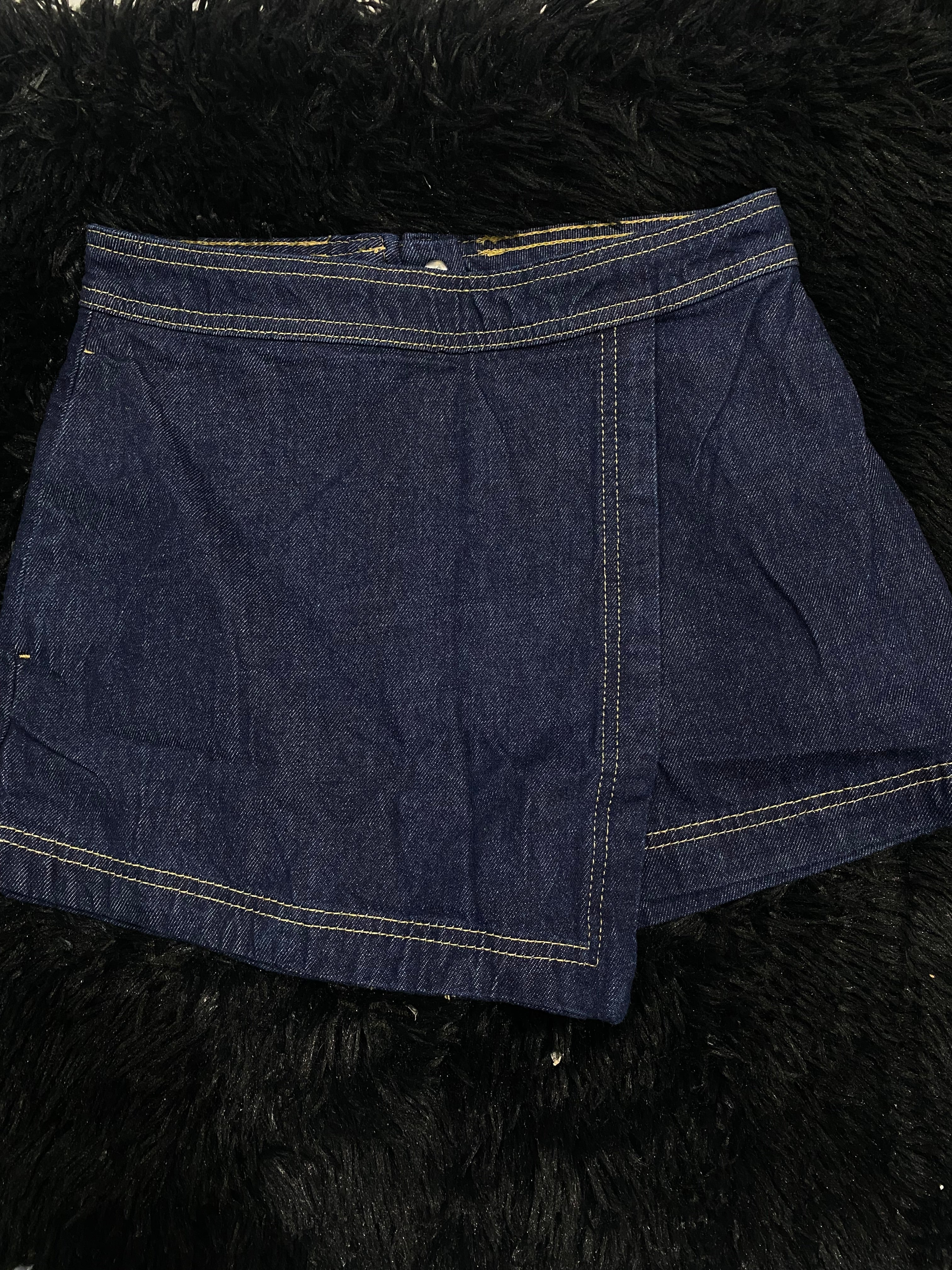 Short (HYM)