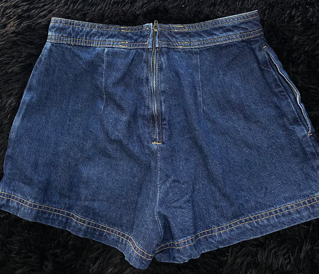 Short (HYM)