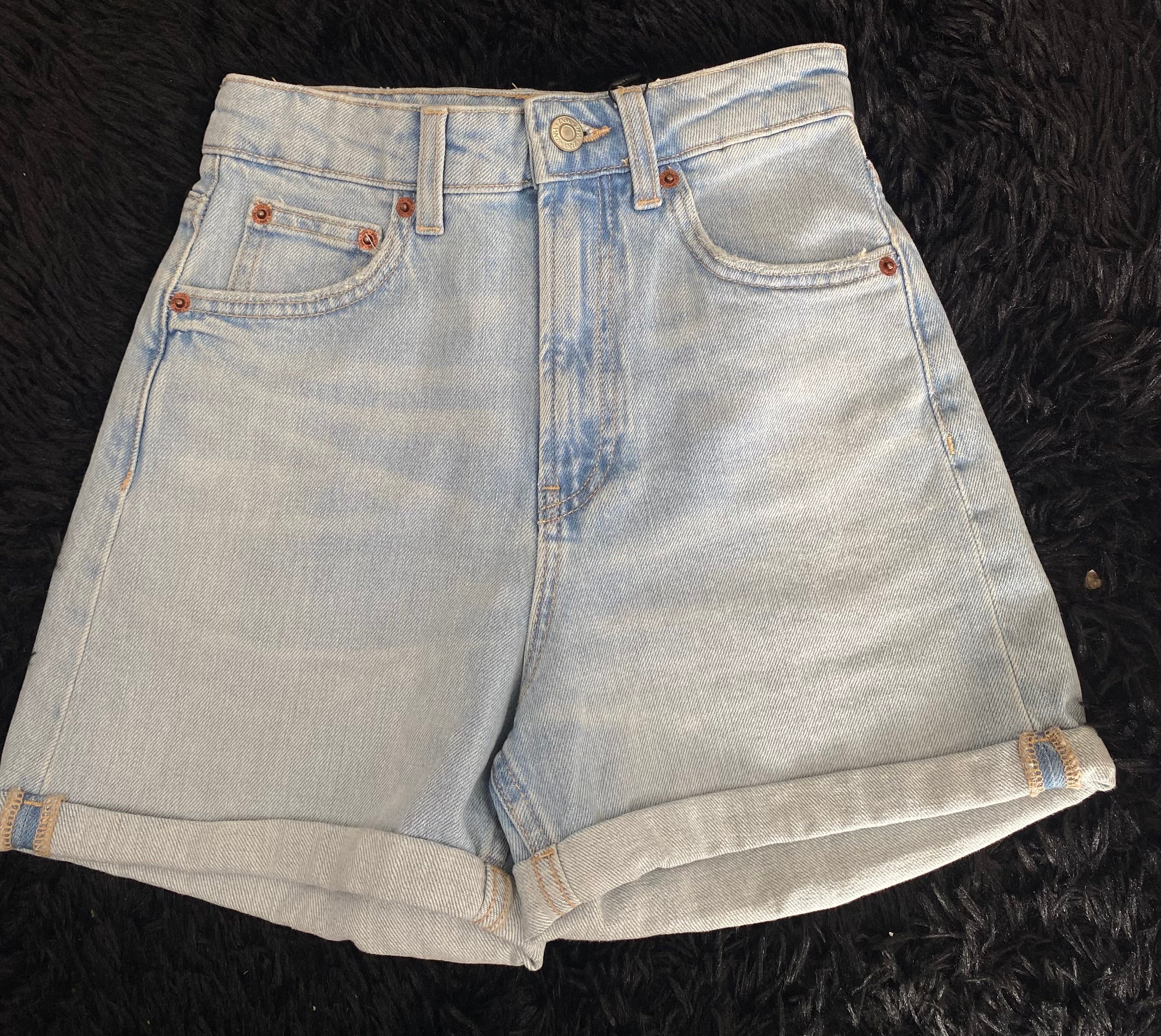 Short (ZARA)