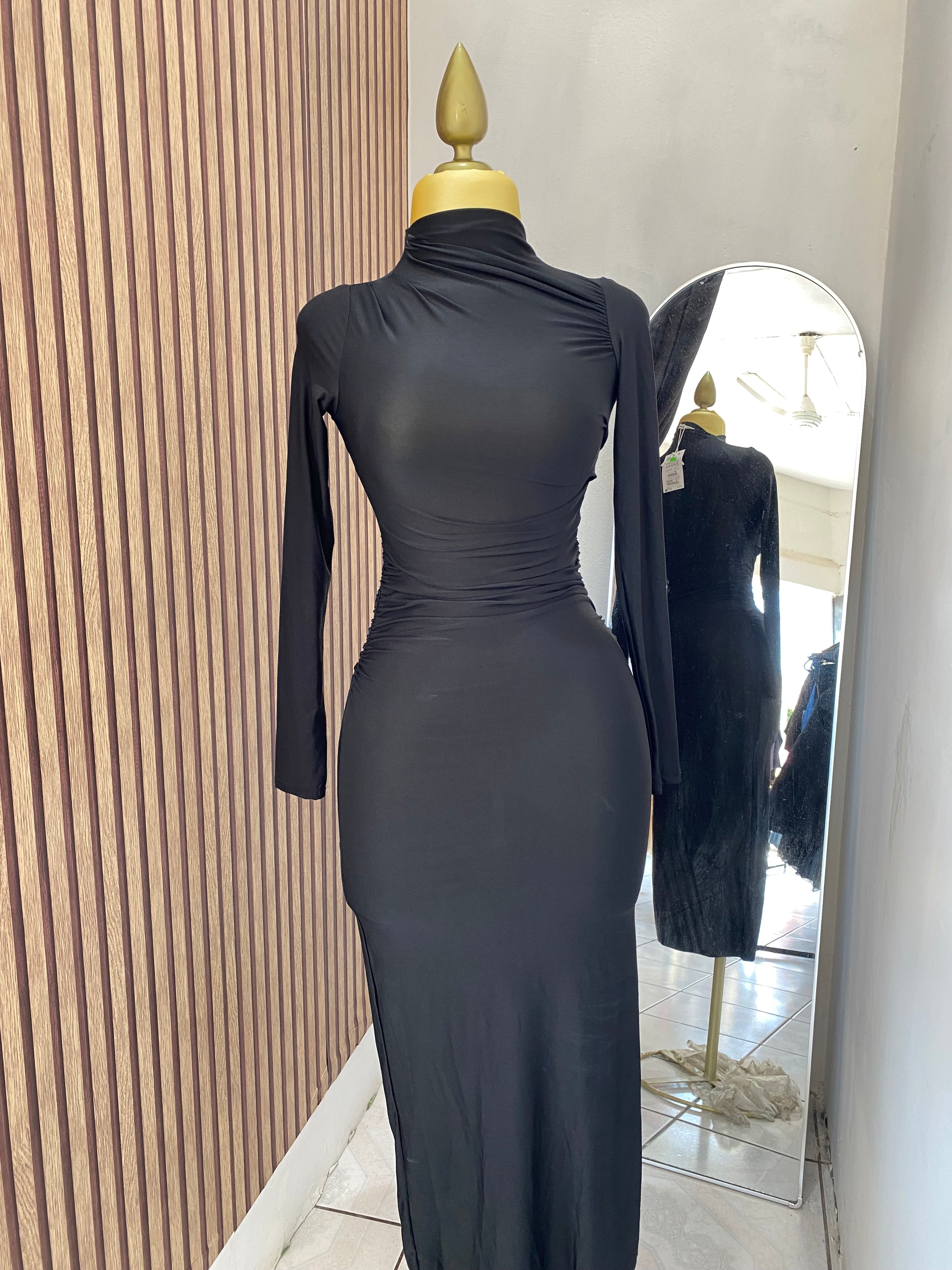 Vestido (PULLBEAR)