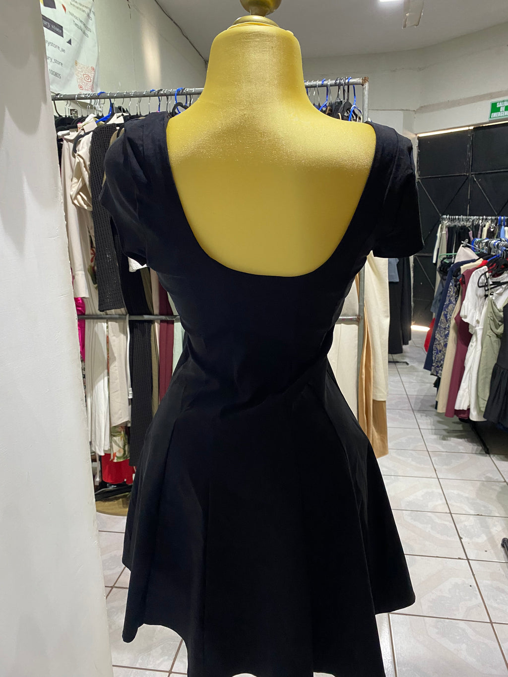 Vestido (BERSHKA)