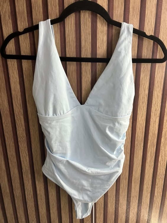 Body (BERSHKA)
