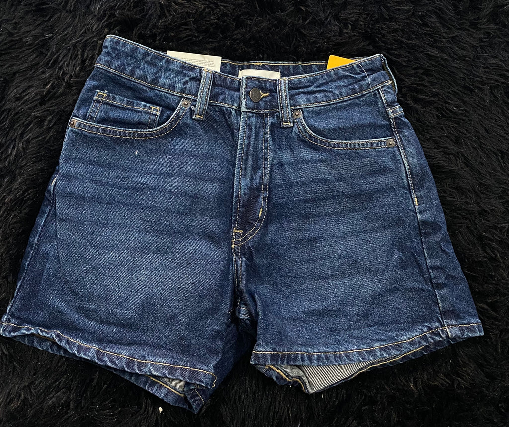 Short (HYM)