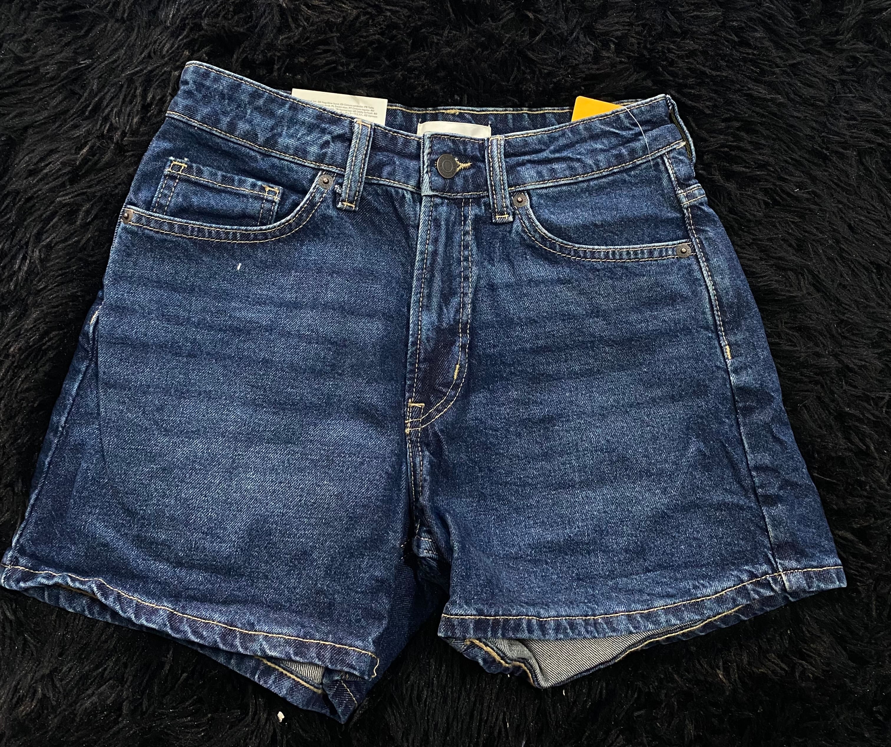 Short (HYM)