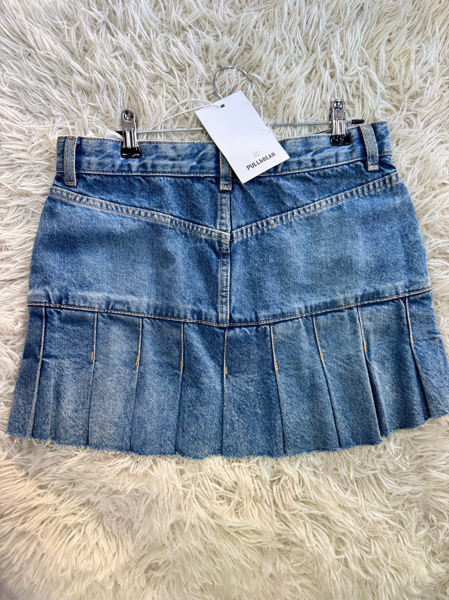 Falda (Pullandbear)