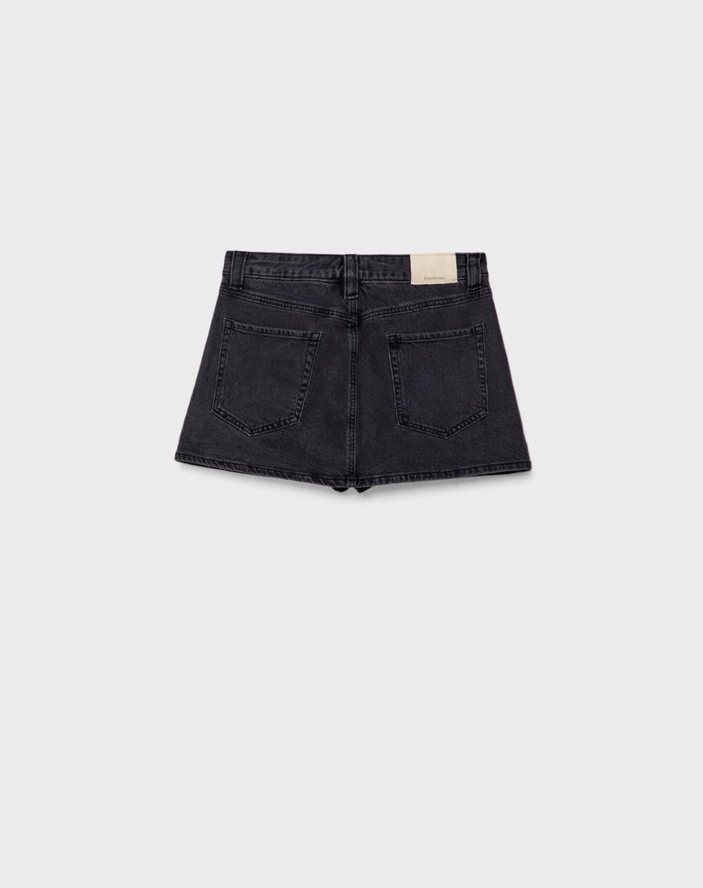 Short Falda (Stradivarius)