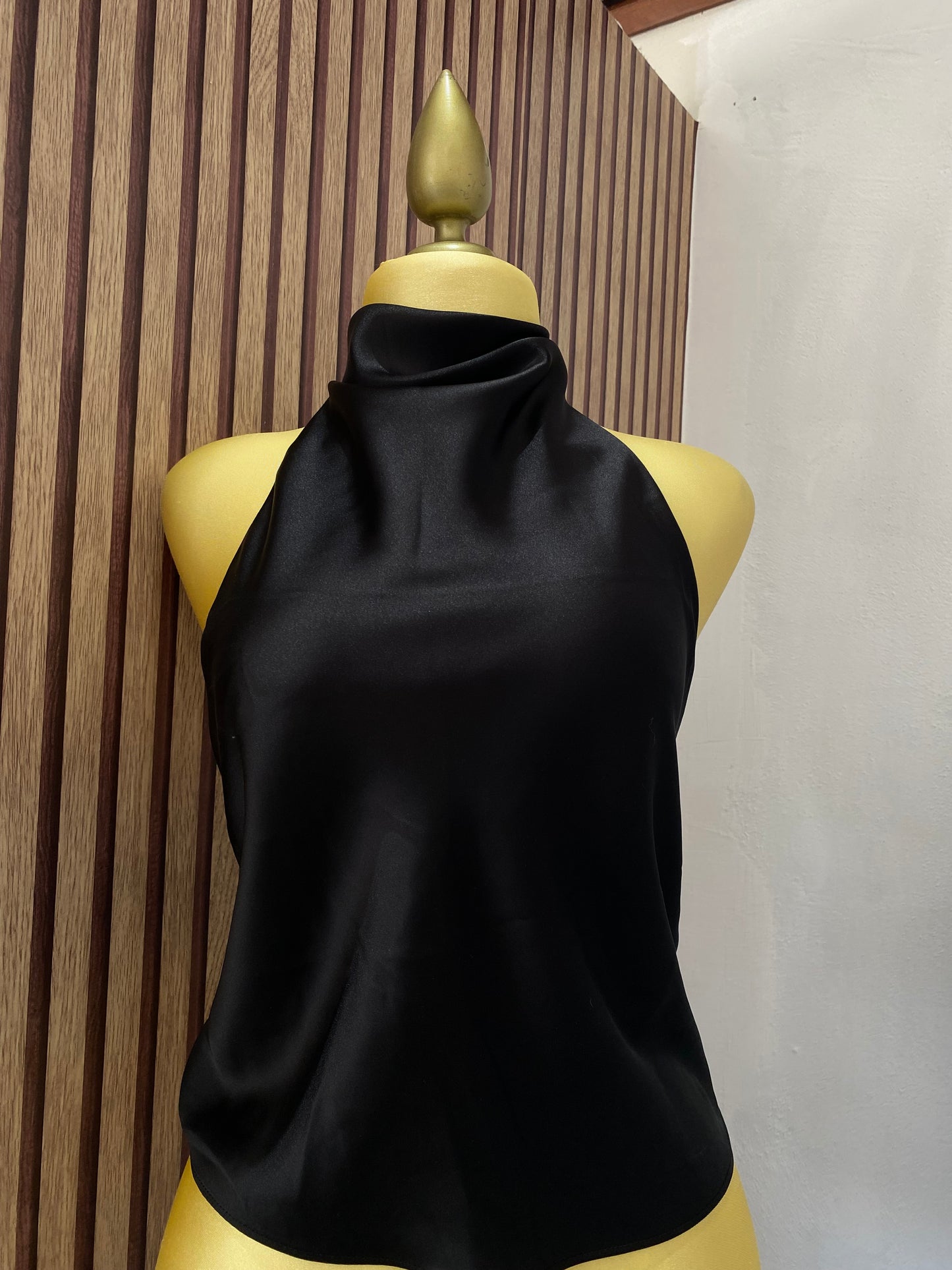 Blusa halter (ZARA)