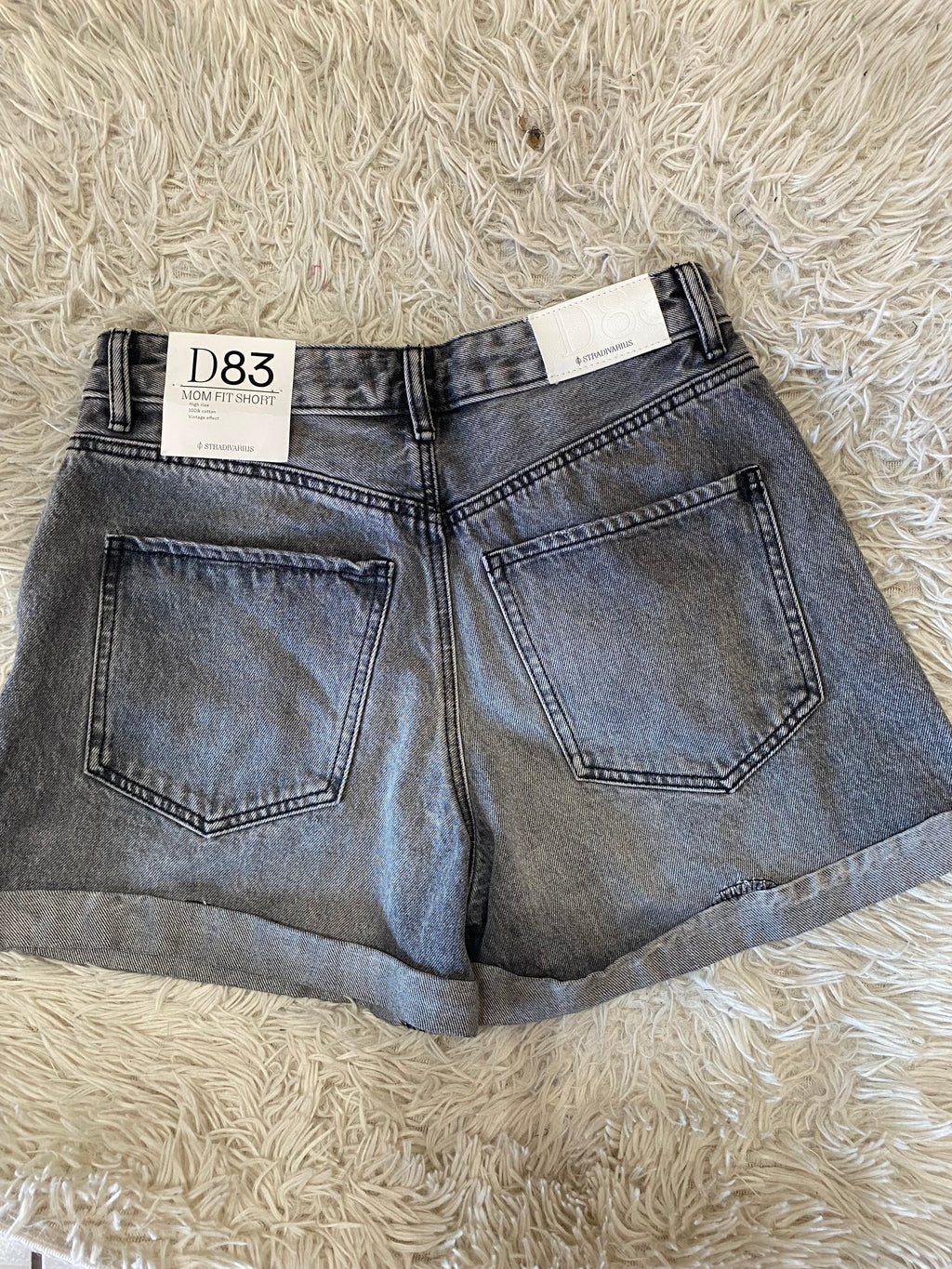 Shorts (STRADIVARIUS)