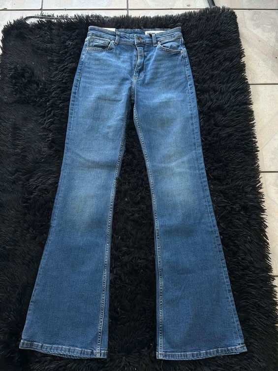Jeans (BERSHKA)