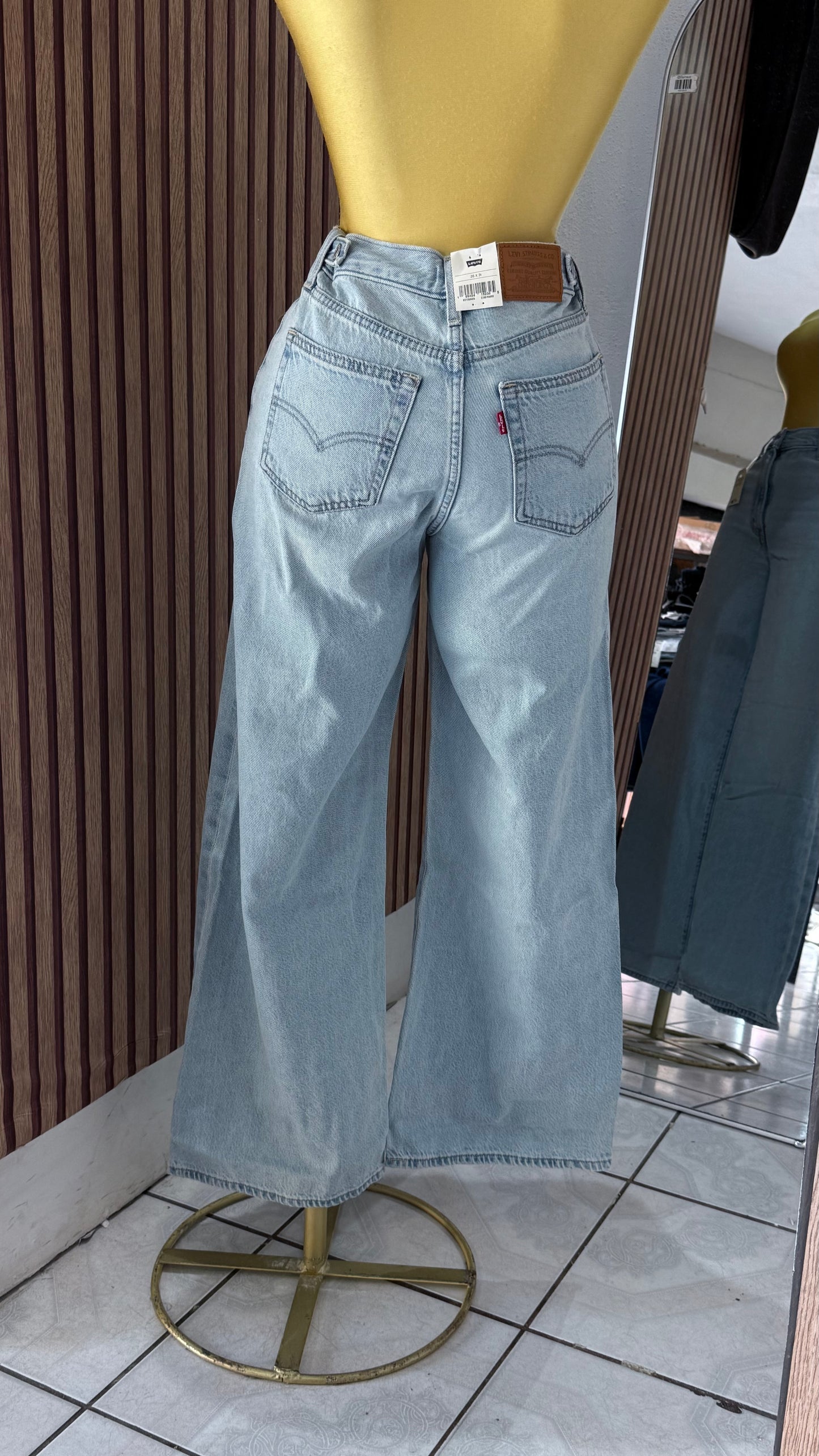 JEANS WIDE LEG LEVIS