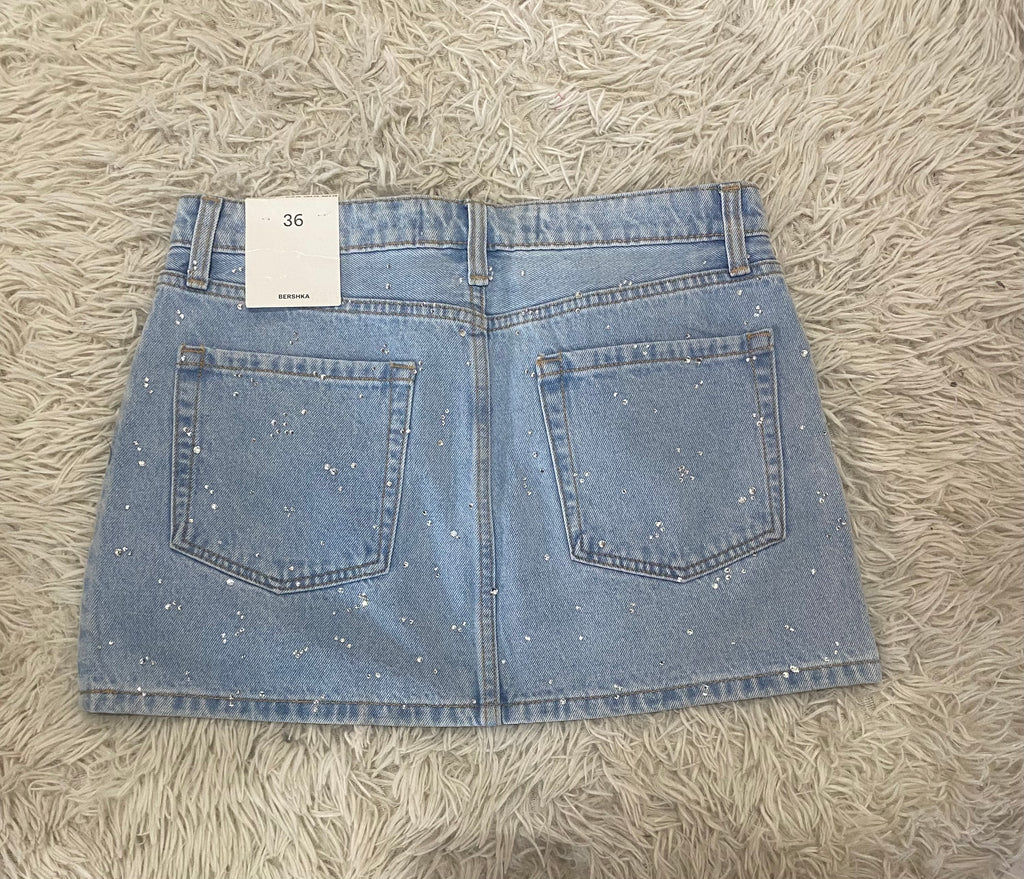 Falda (BERSHKA)
