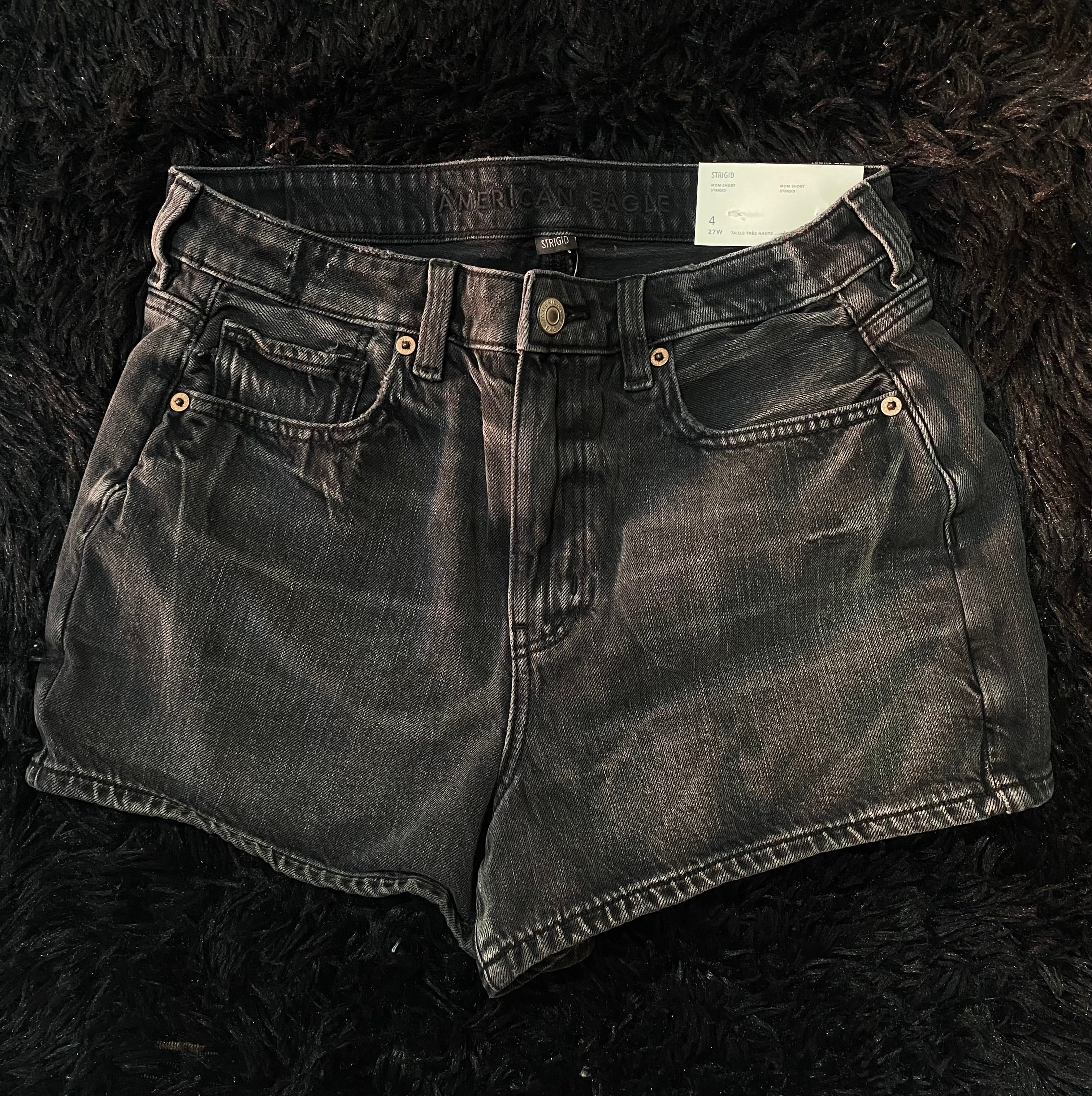 Short (AE)
