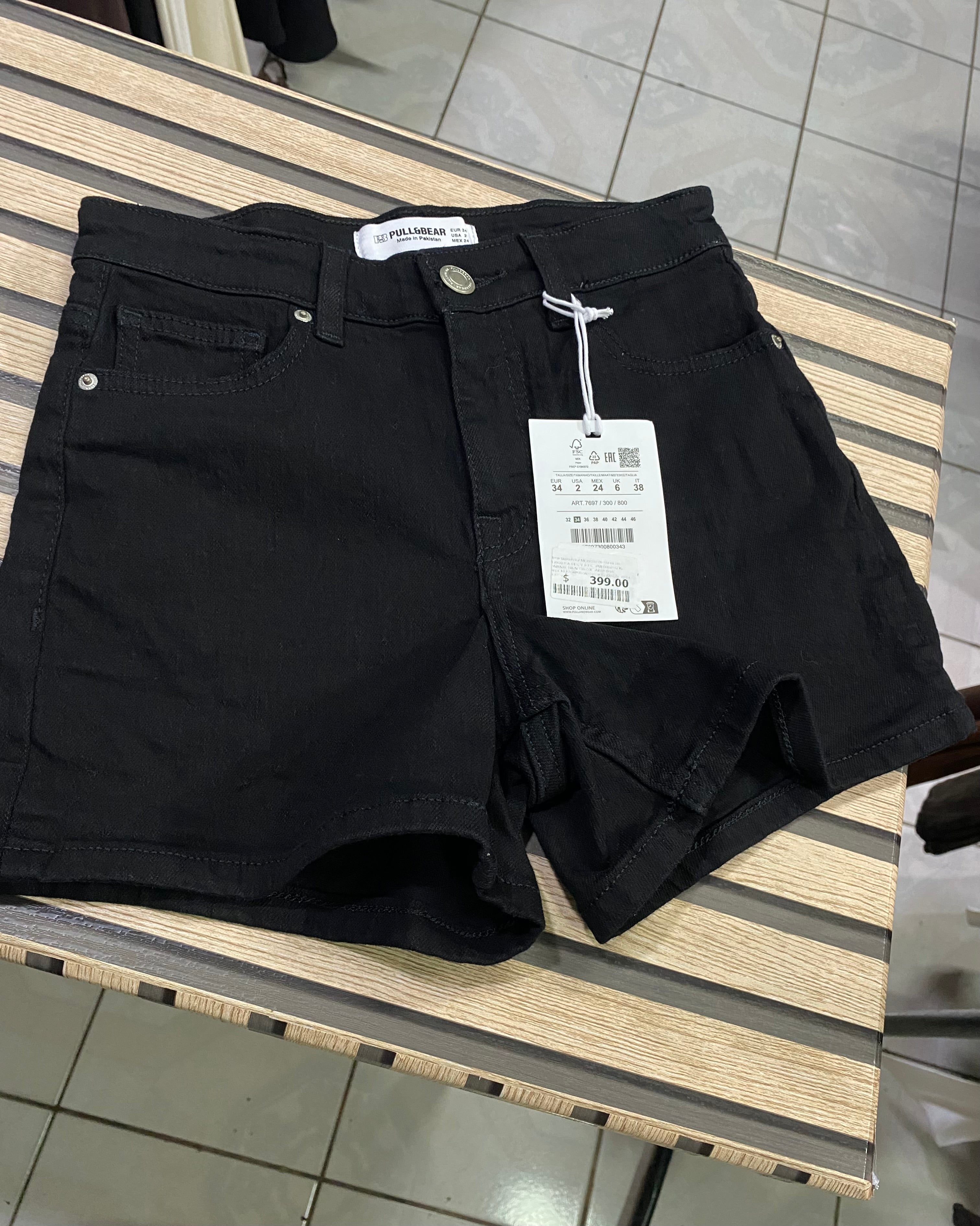 Shorts (PULLBEAR )