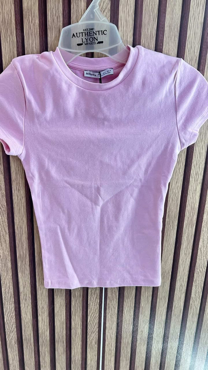 Blusa Básica (BERSHKA)