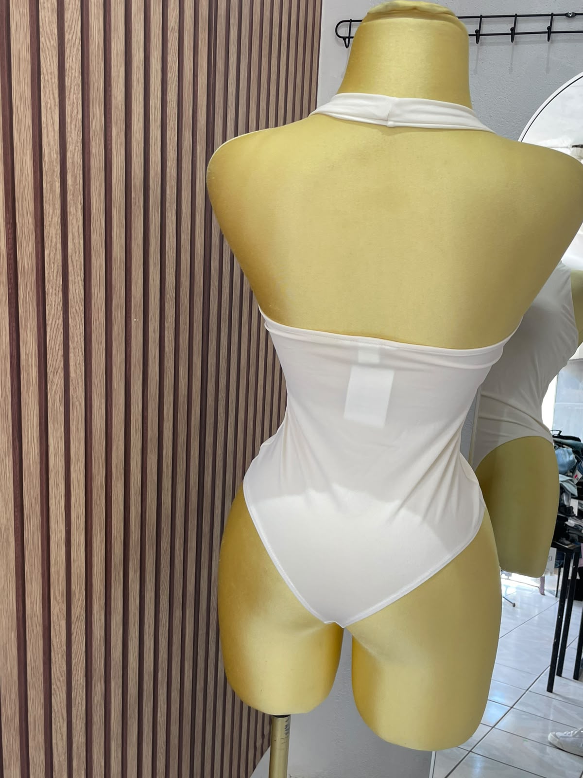 Body halter