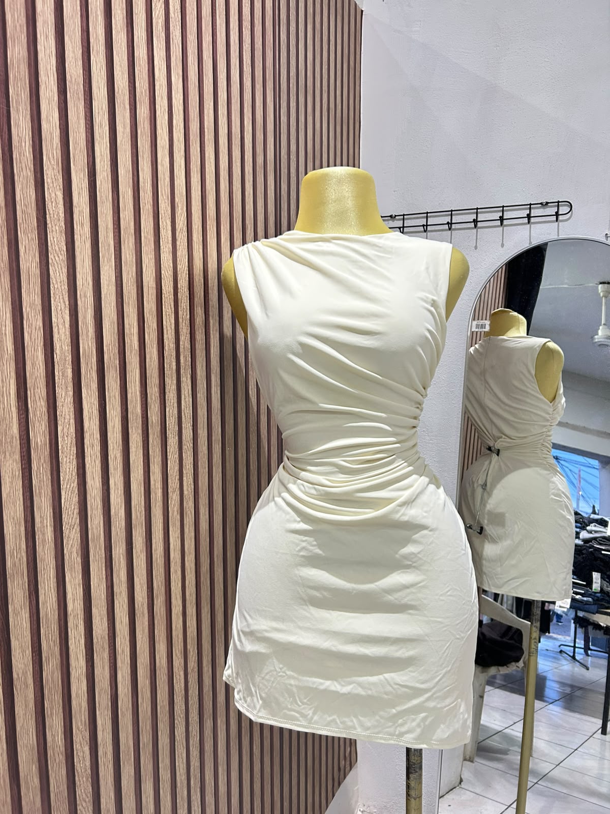 VESTIDO CORTO ZARA