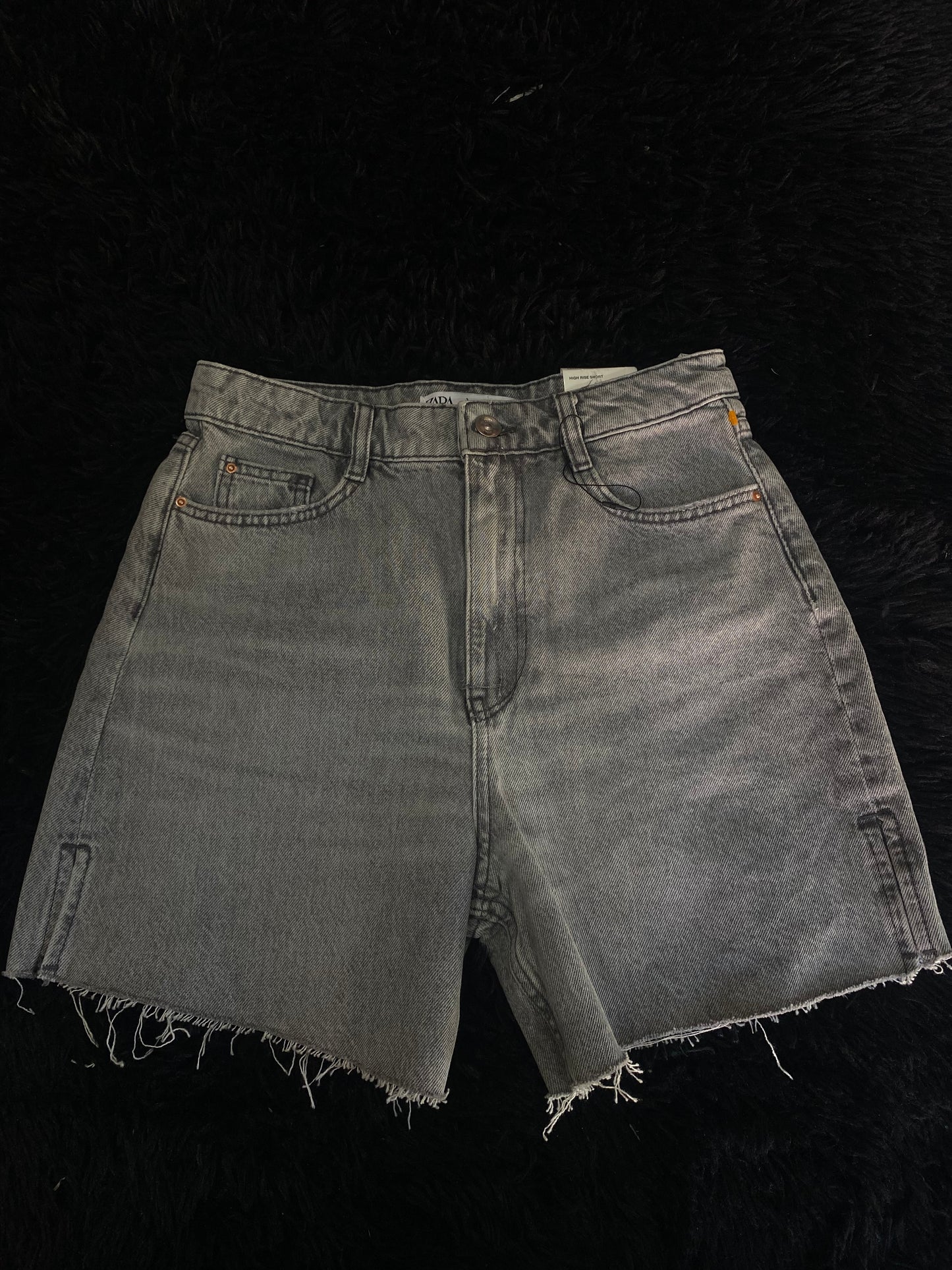 Short (ZARA)