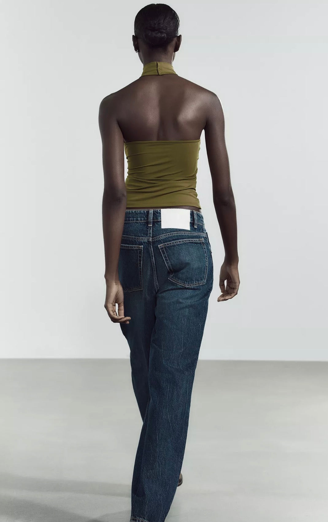 TOP HALTER POLIAMIDA