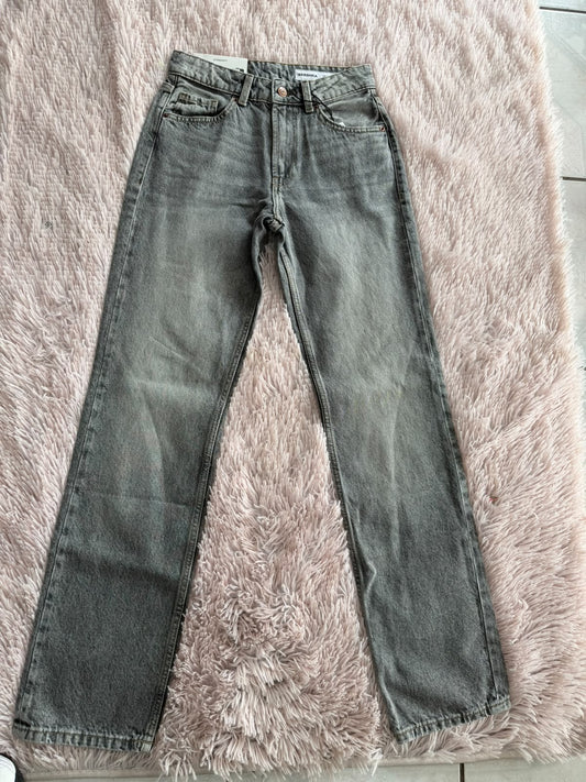 JEANS BERSHKA STRAIGHT