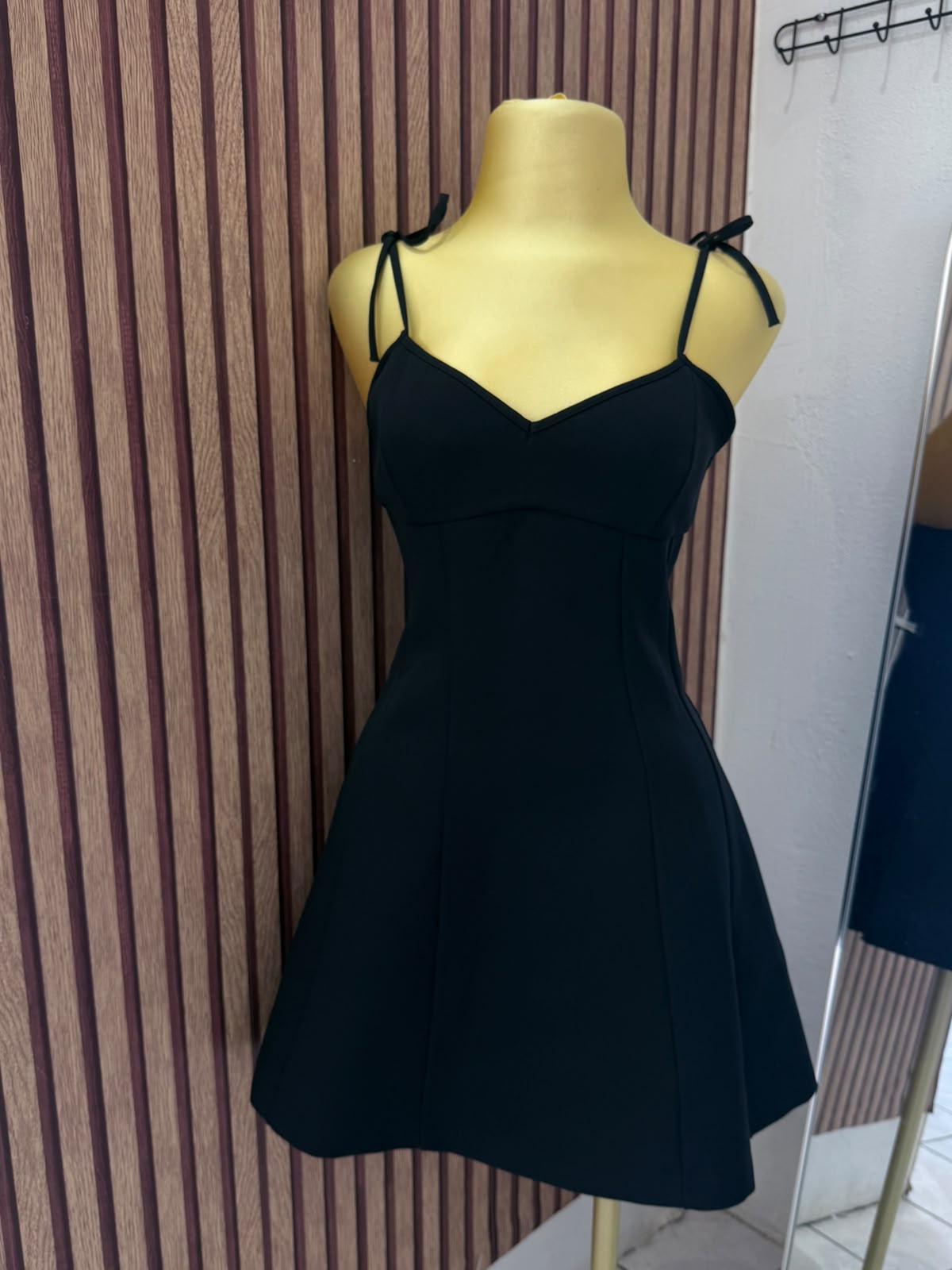 VESTIDO CORTO BERSHKA
