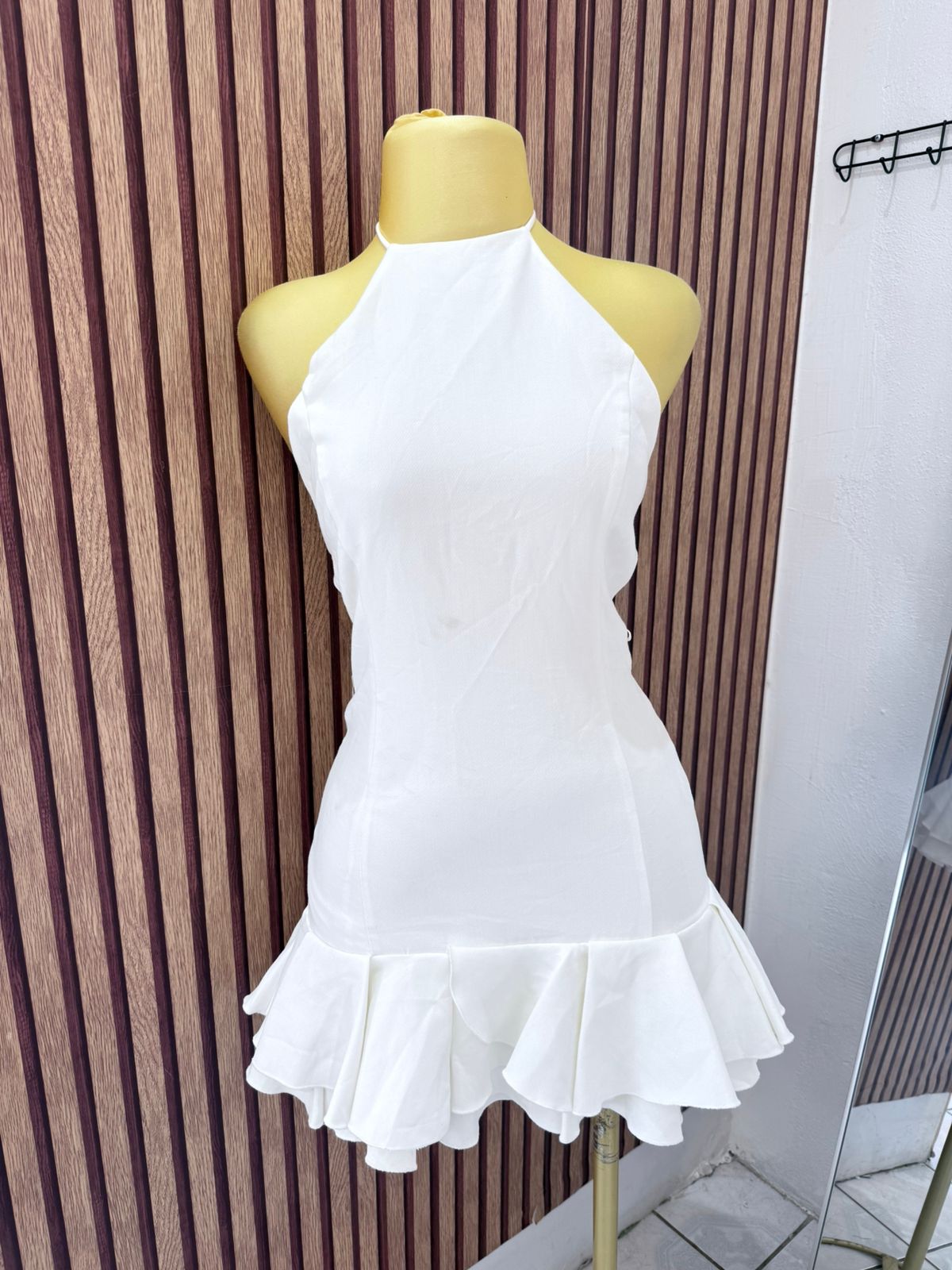 VESTIDO CORTO
