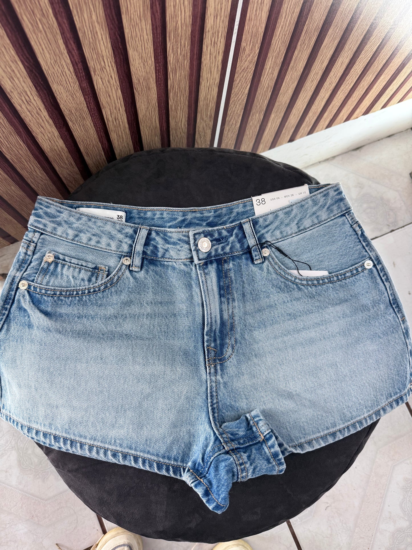 Short Stradivarius