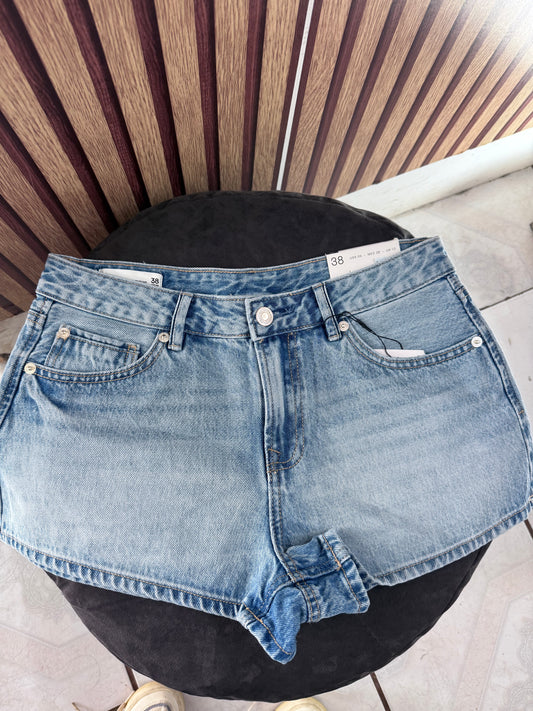 Short Stradivarius
