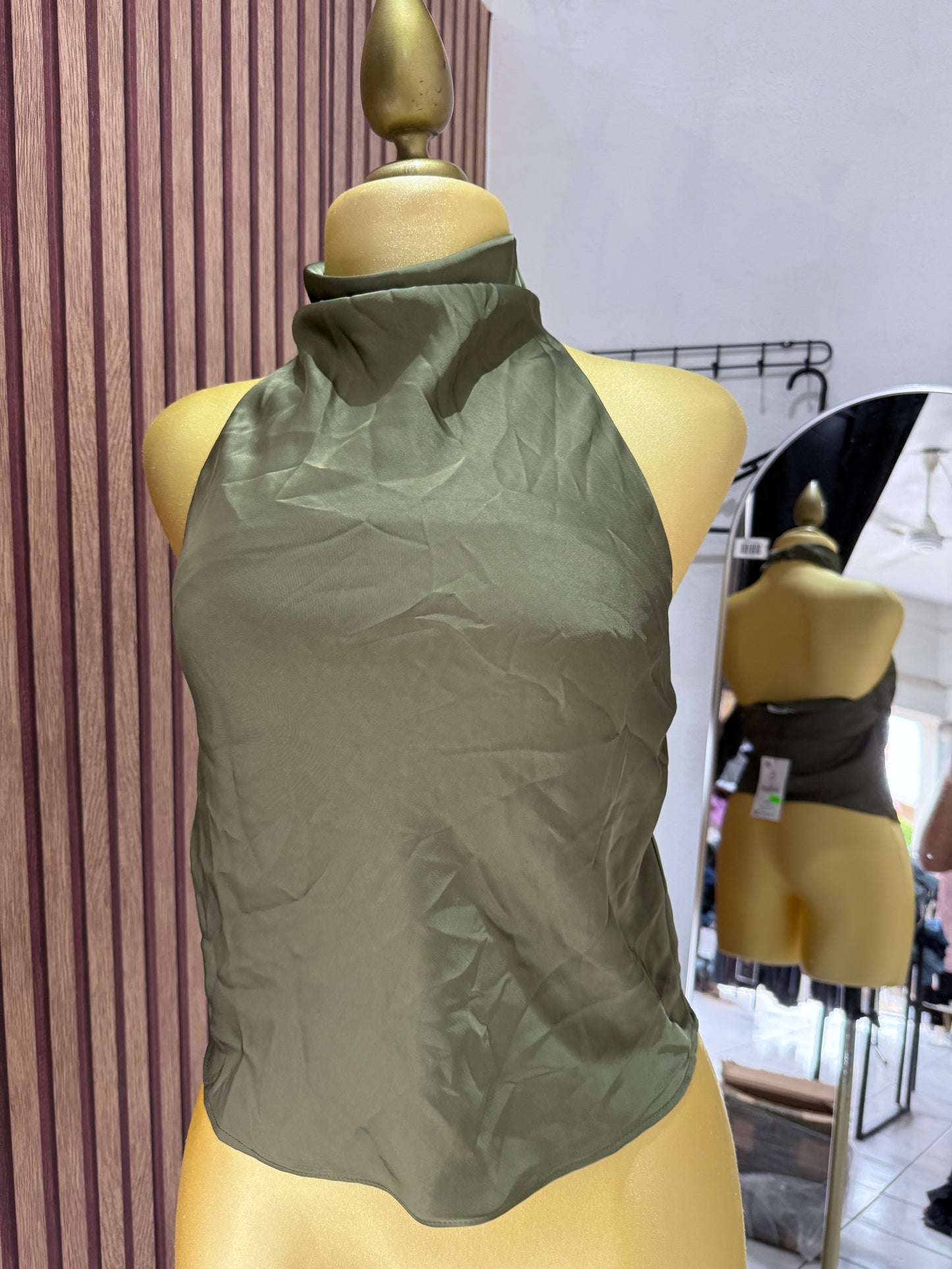 Blusa satinada Stradivarius