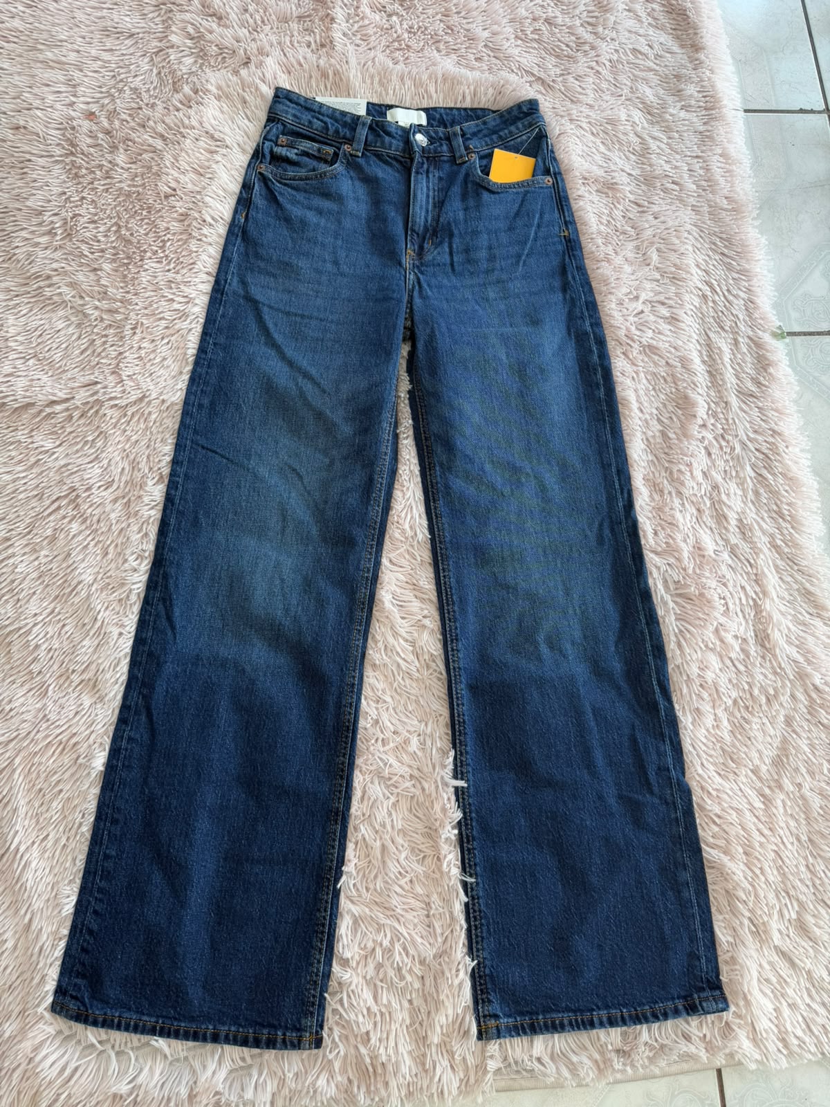 Jeans azul oscuro H&M de pierna amplia